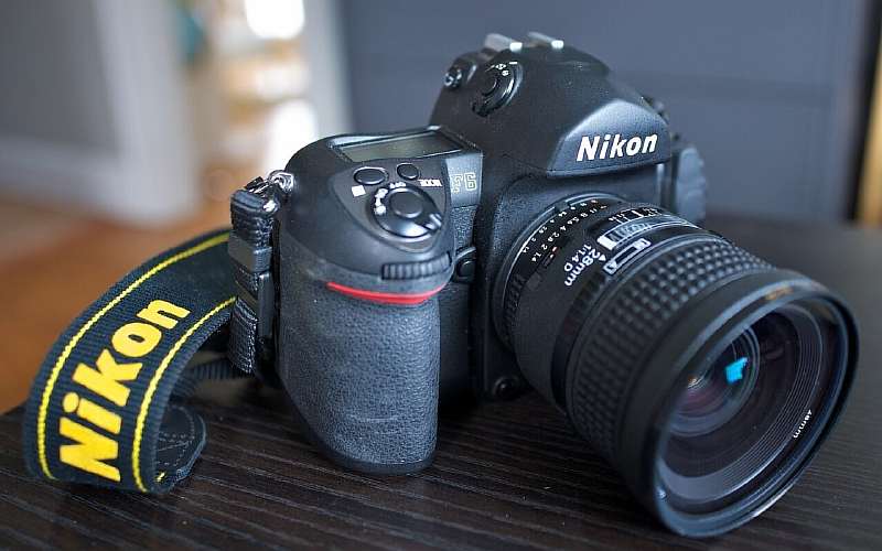 История успеха компании Nikon История успеха компании Nikon