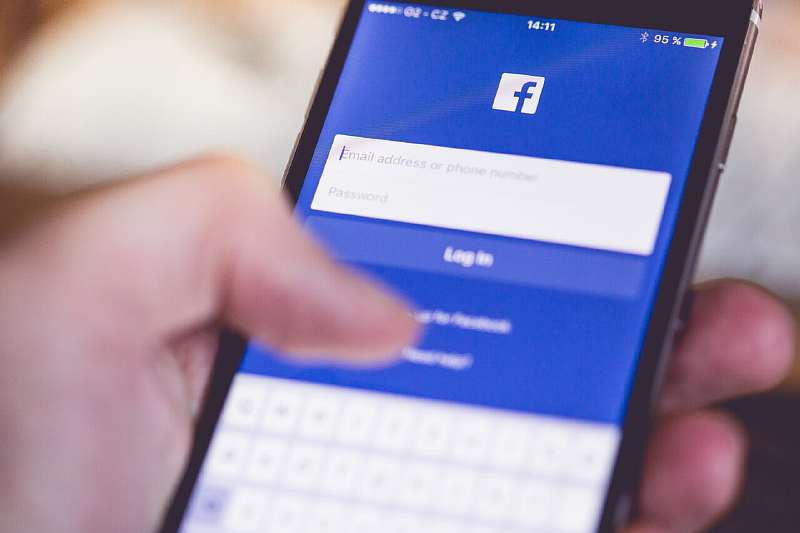 SMM в стиле дзен. Cтань гуру продвижения в социальных сетях и новых медиа SMM в стиле дзен. Cтань гуру продвижения в социальных сетях и новых медиа